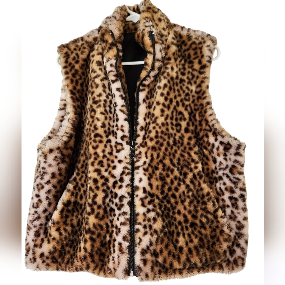 Leopard print faux fur vest KC brand size medium